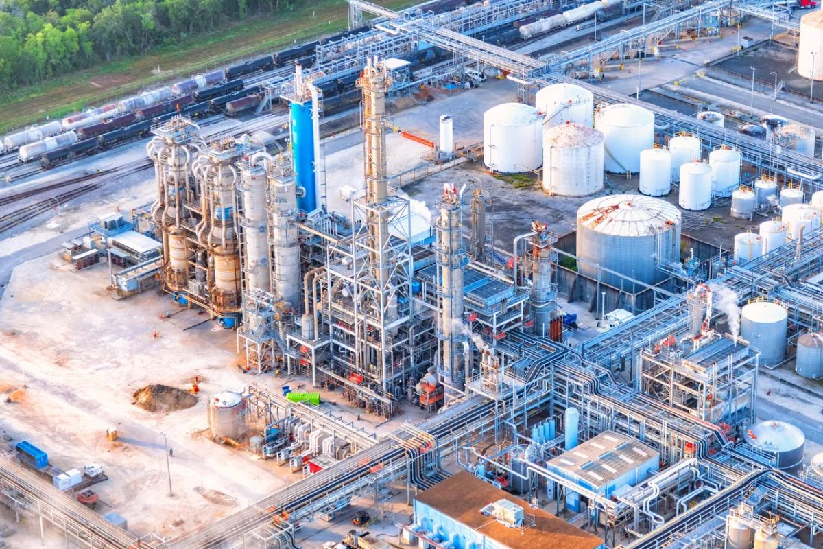 Curso sobre accidentes químicos y seguridad industrial en Palacio Miramar Donostia