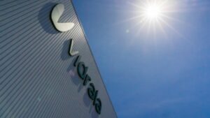El crecimiento del negocio en Sudamérica y el control de costes impulsan los resultados pese al contexto energético y geopolítico adverso
